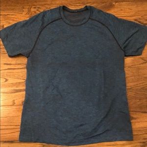 Lululemon Men’s Tech Short Sleeve Shirt XL Blue